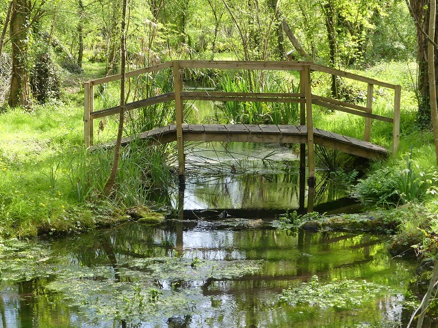 Port d&rsquo;Envaux se déguste au printemps…