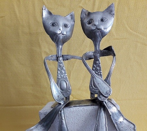 Mr Guigon -artisan, travail sur étain