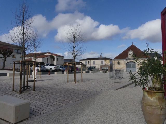Printemps 23 : la nouvelle place des Halles