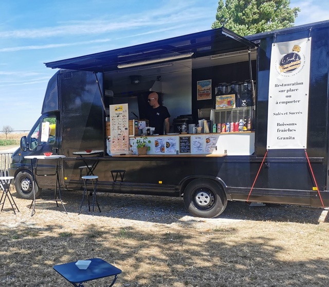 Lundi soir, chez monsieur, madame …