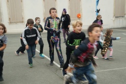 Halloween 2019 avec l'APE (2).JPG