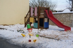 Bonhomme de neige à l'école.JPG