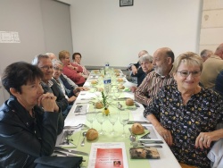 repas seniors octobre 2021 (1).jpg