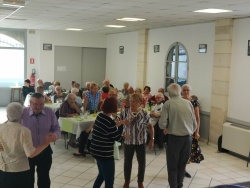 repas seniors octobre 2021 (10).jpg