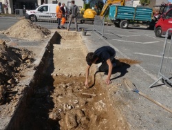 fouilles archéo place des halles et quai de carénage en octobre 21 (10).JPG