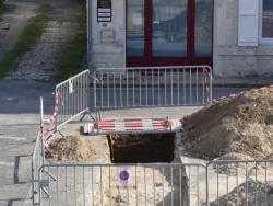 fouilles archéo place des halles et quai de carénage en octobre 21 (18).JPG