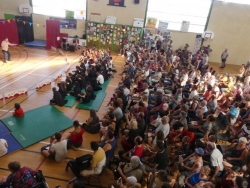 11 juin 22 le cirque à l'école (1).JPG