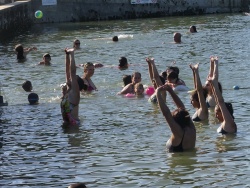 Aquagym le 14 juillet 22 (7).JPG